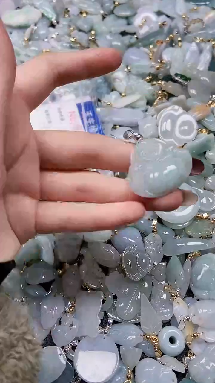 【闪购商品】翡翠颈饰未镶嵌闪购00007787