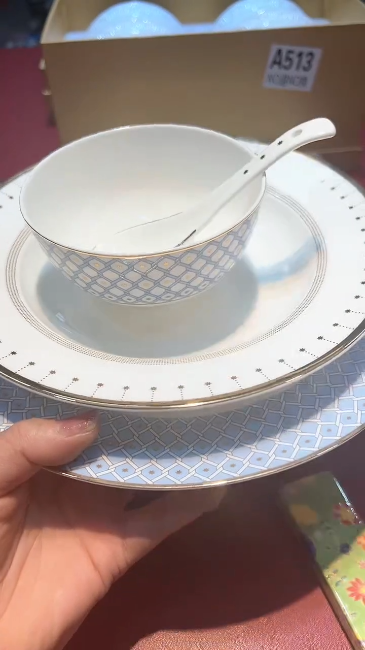 【闪购商品】瓷片锅碗瓢盆一件不剩