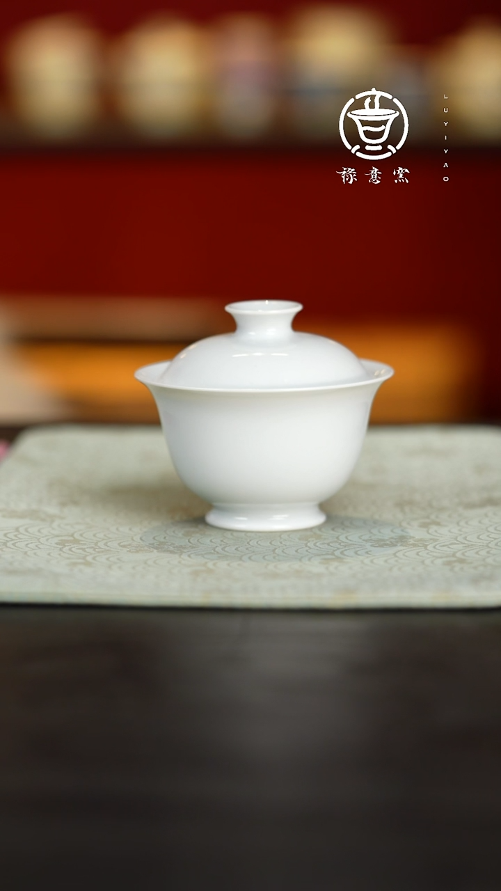 禄意窑甜白守中盖碗