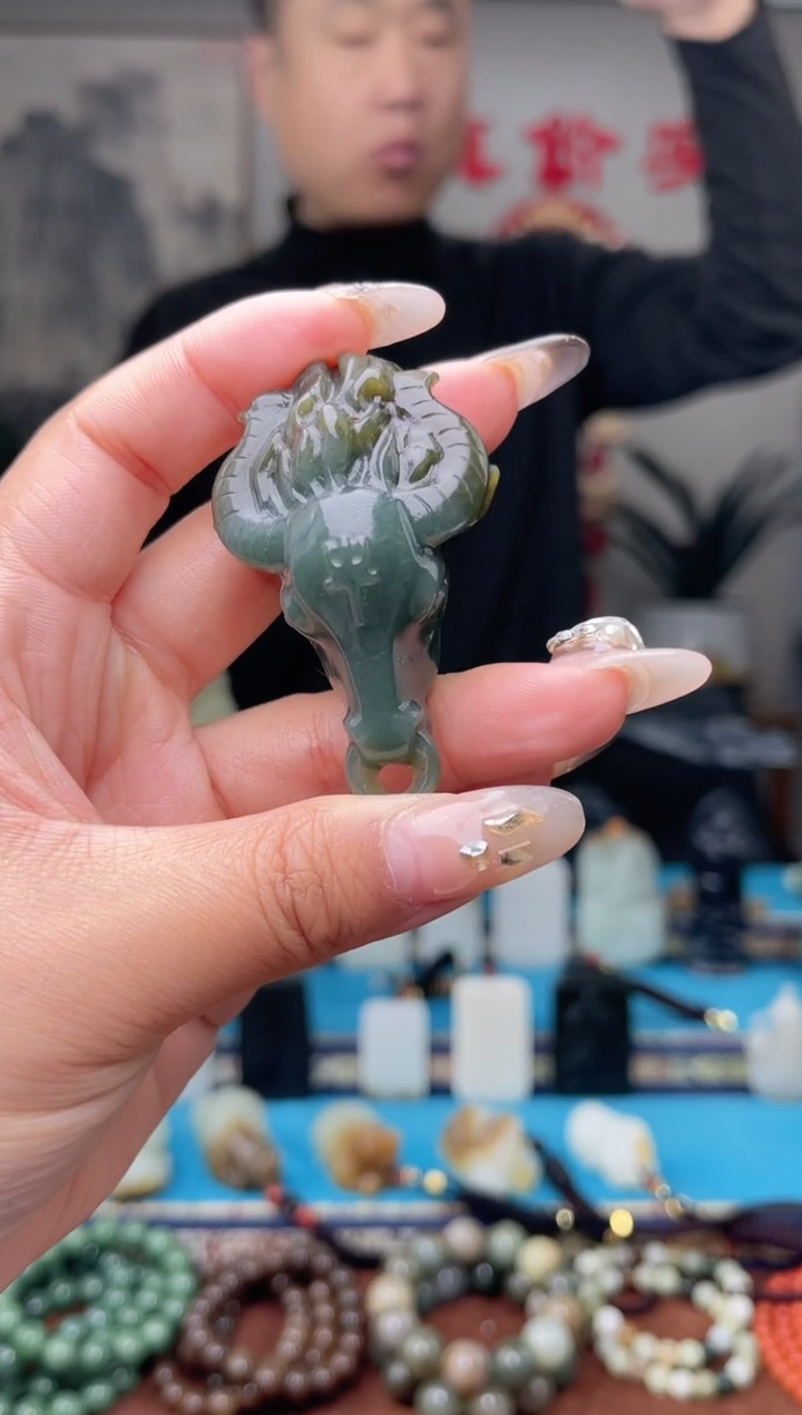 【闪购商品】和田玉挂件未镶嵌1