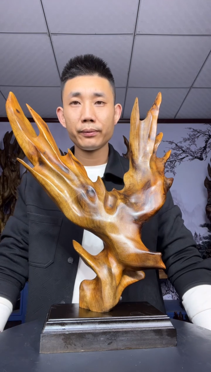 金丝楠木雕款越**好金丝楠木工艺品摆件