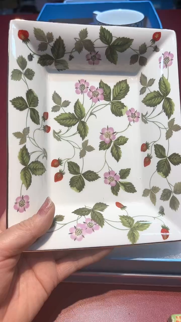 【闪购商品】瓷片锅碗瓢盆一件不剩