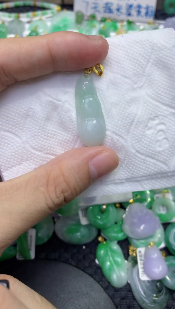 颈饰未镶嵌翡翠天然缅甸A货翡翠