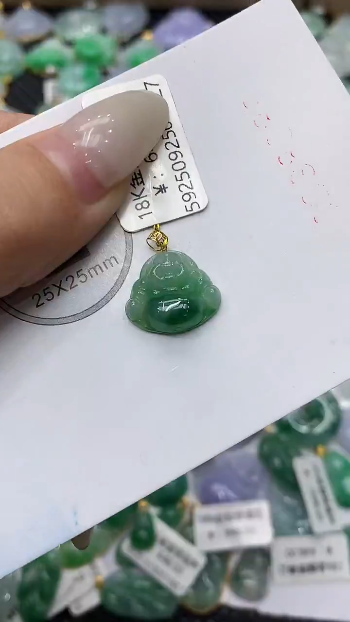 颈饰18K金镶嵌翡翠11111111111