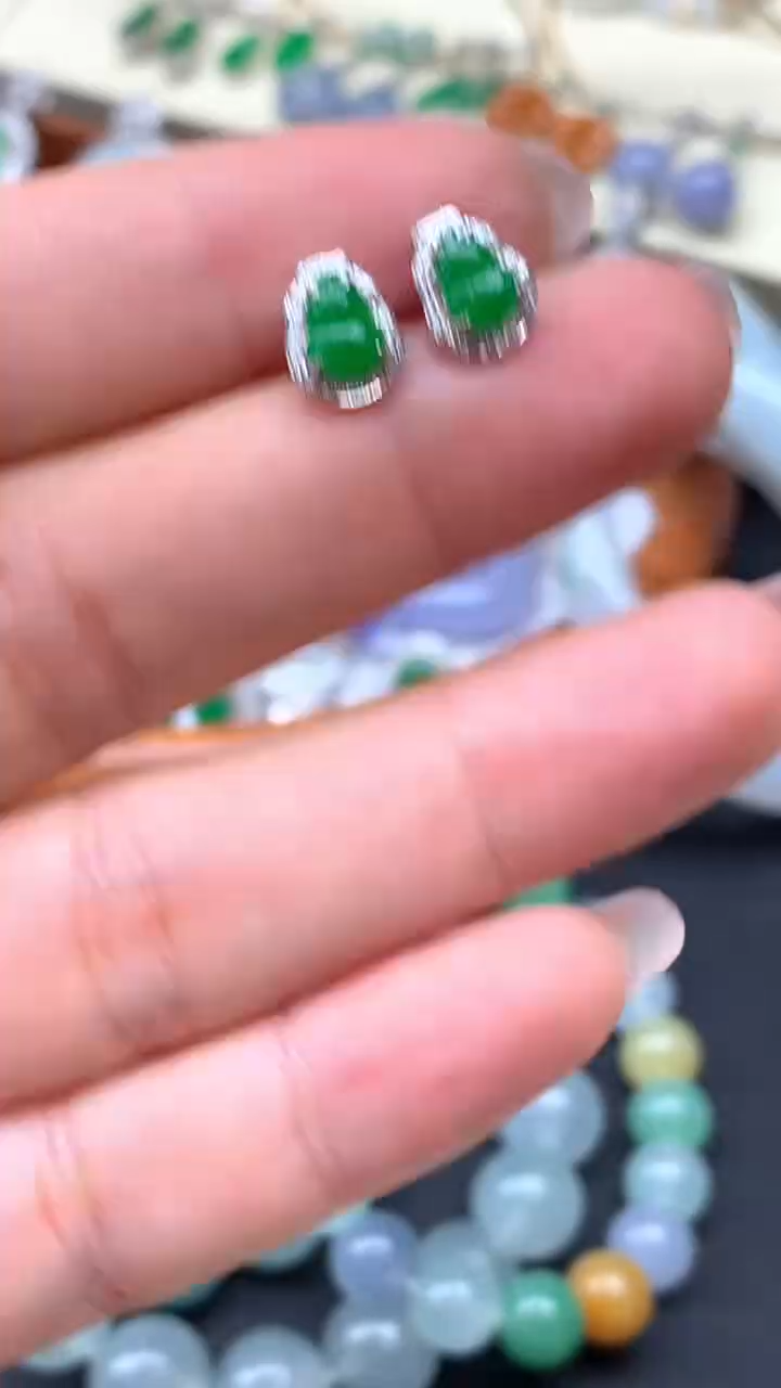 【闪购商品】翡翠耳饰18K金镶嵌18-天然翡翠