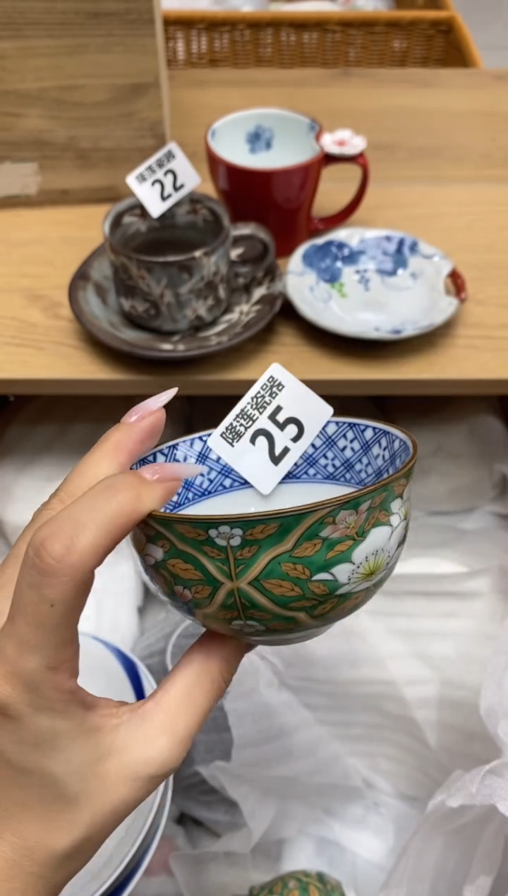 瓷片隆莲全球选好物精选