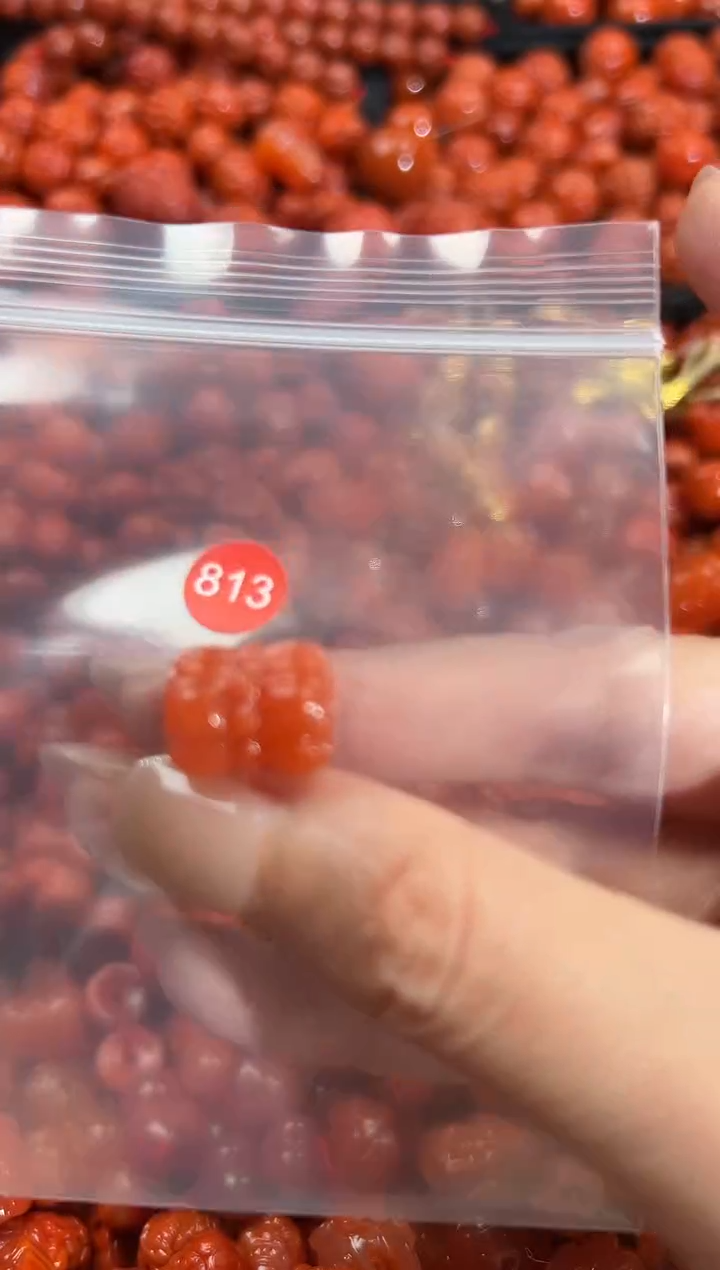 颈饰未镶嵌南红玛瑙1