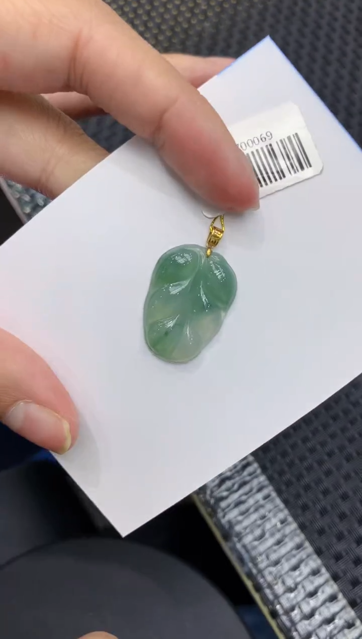 【闪购商品】翡翠颈饰18K金镶嵌111111111111