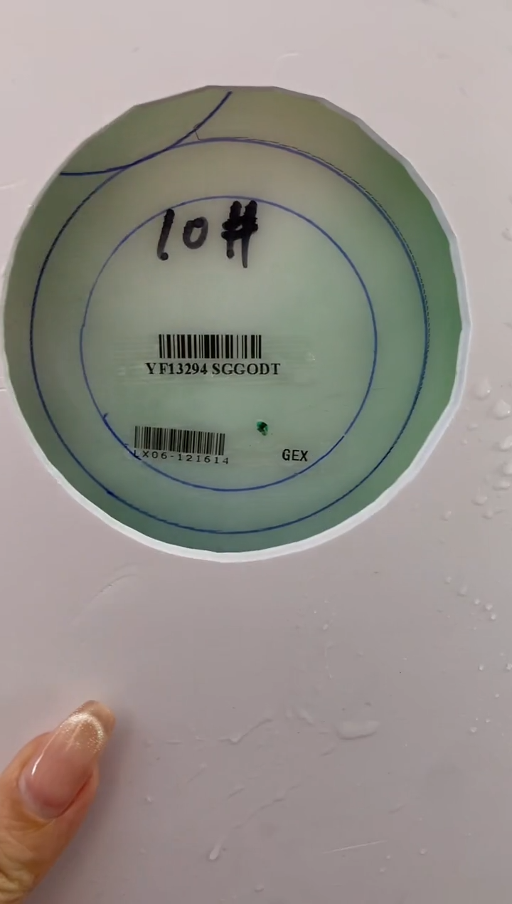 【闪购商品】定制翡翠手镯未镶嵌定制手镯LCG/DZS