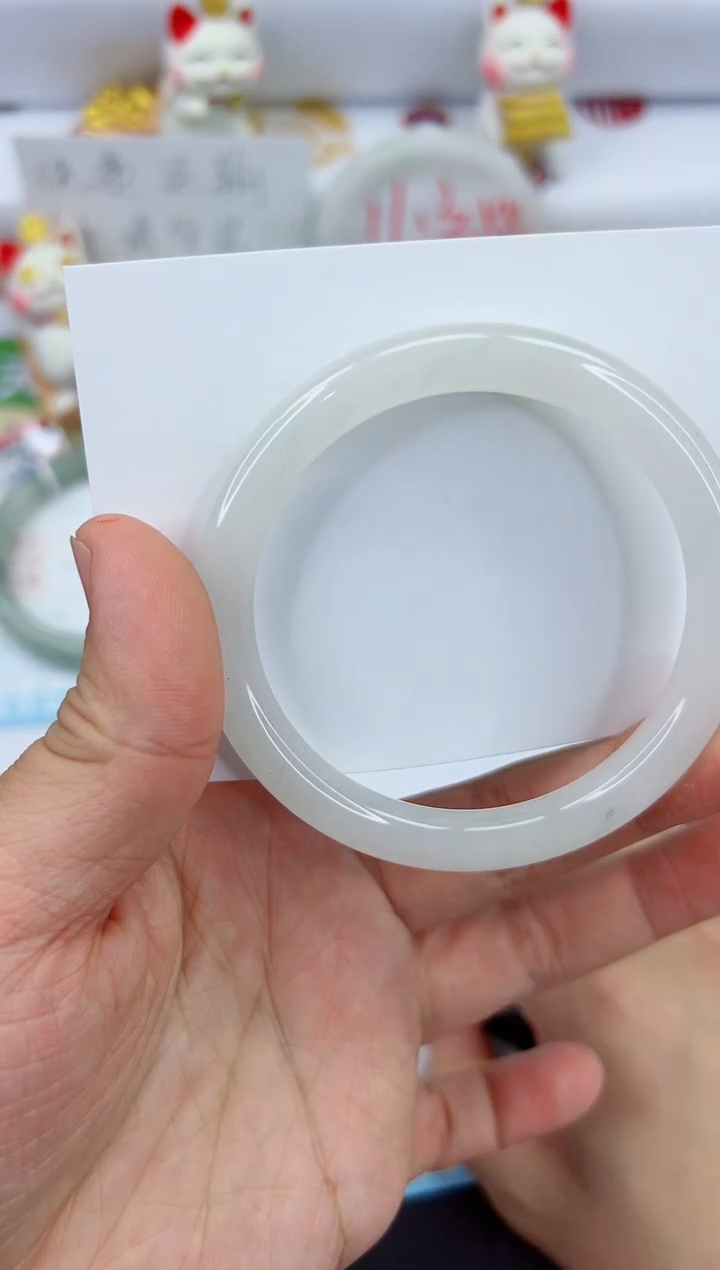 【闪购商品】石英质玉手镯未镶嵌608-57.1