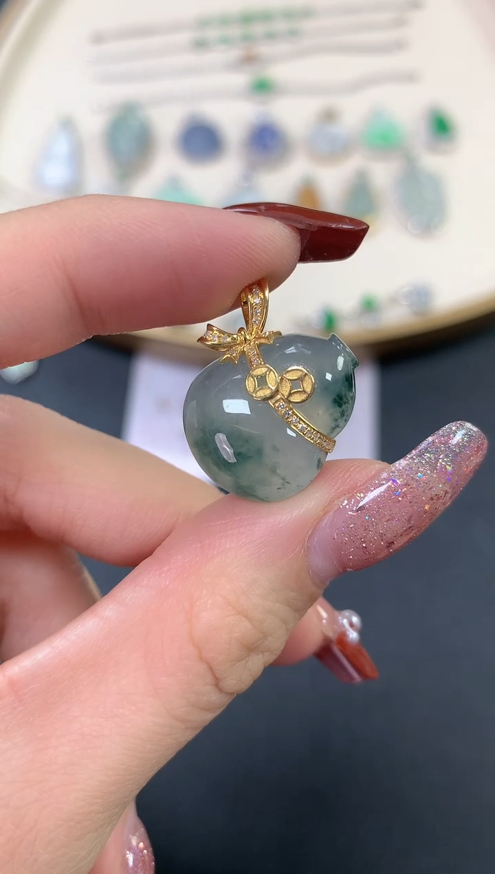 【闪购商品】翡翠吊坠(不含链)18K金镶嵌3280