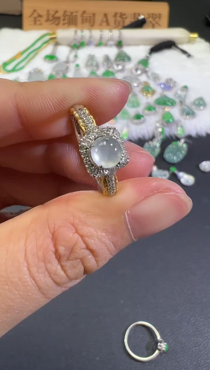 18K金镶嵌戒指翡翠B562|1980