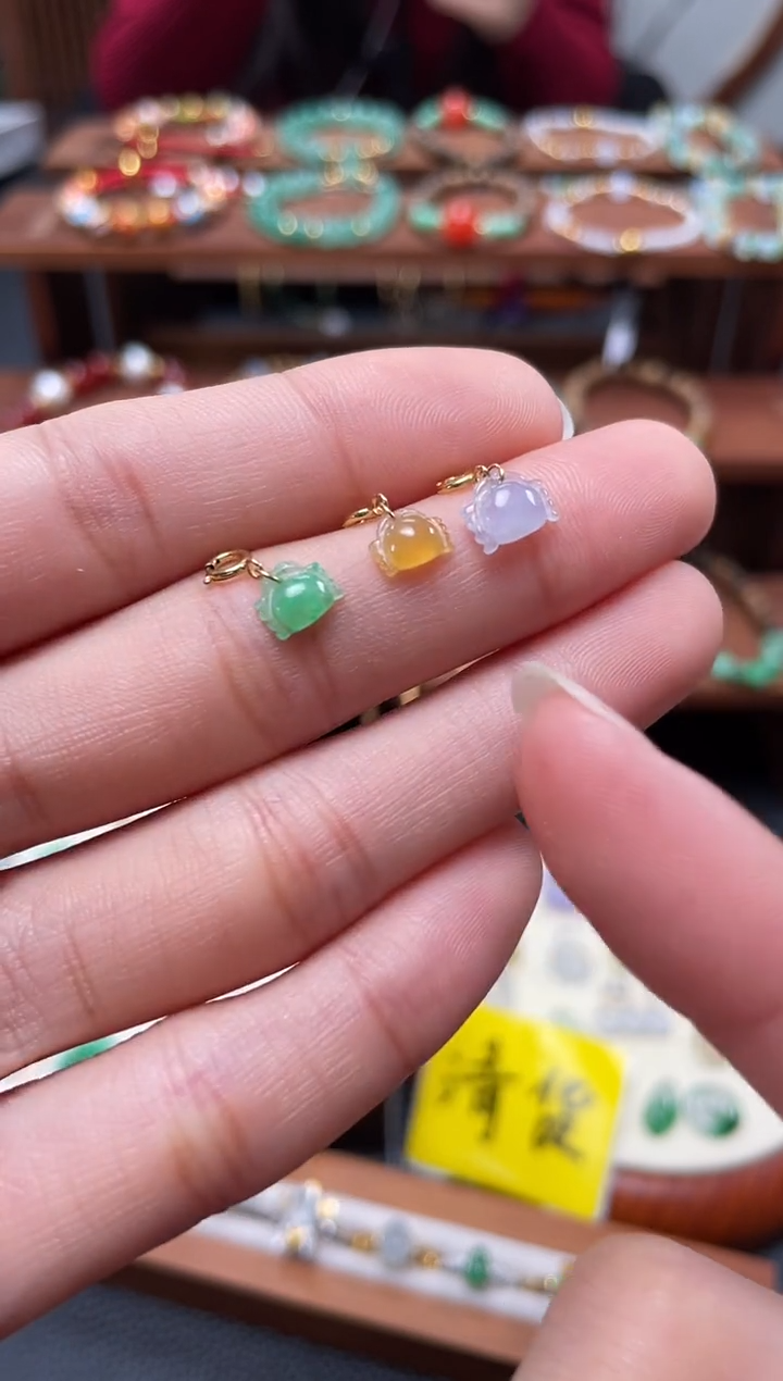 【闪购商品】翡翠吊坠(不含链)18K金镶嵌3个  JK318