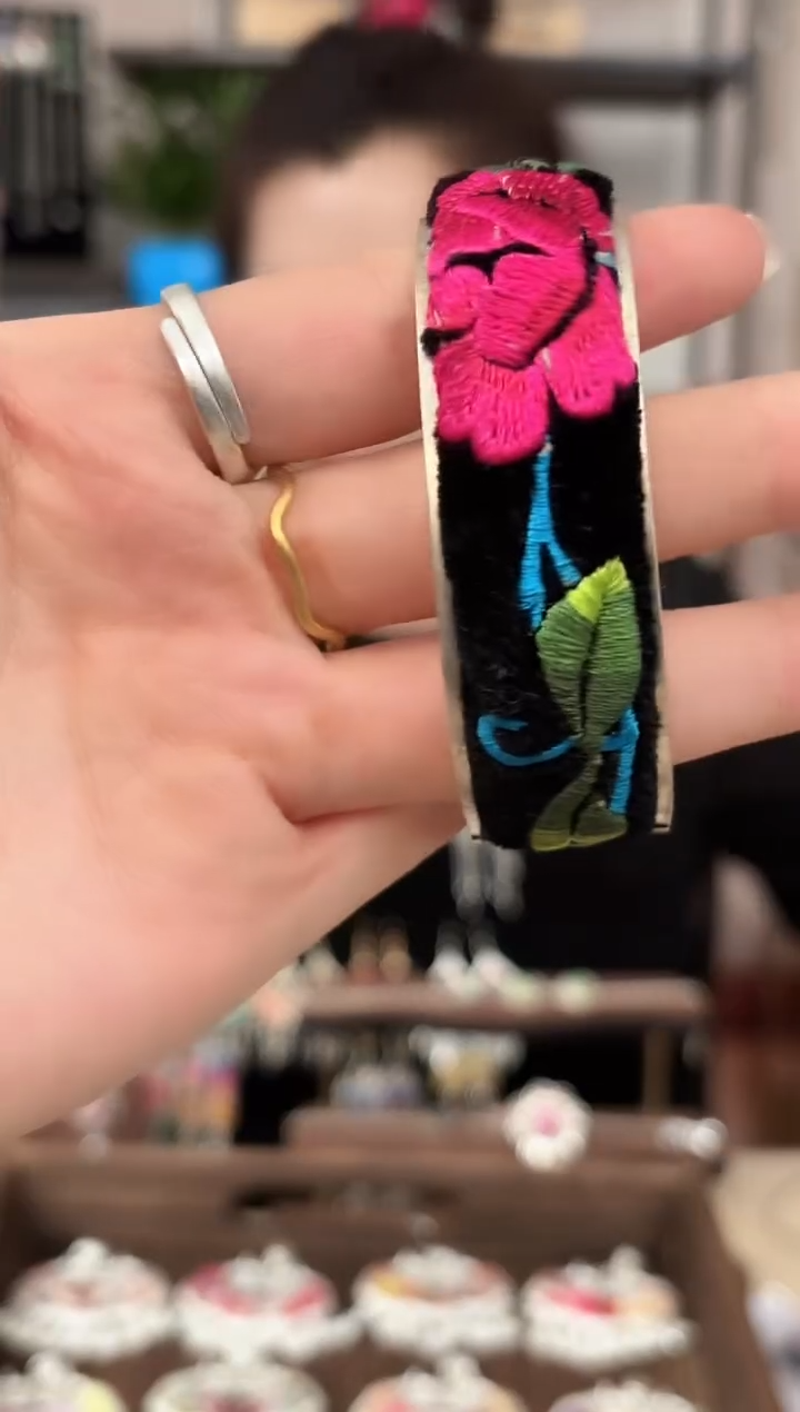 【闪购商品】织绣织绣民族风老绣饰165