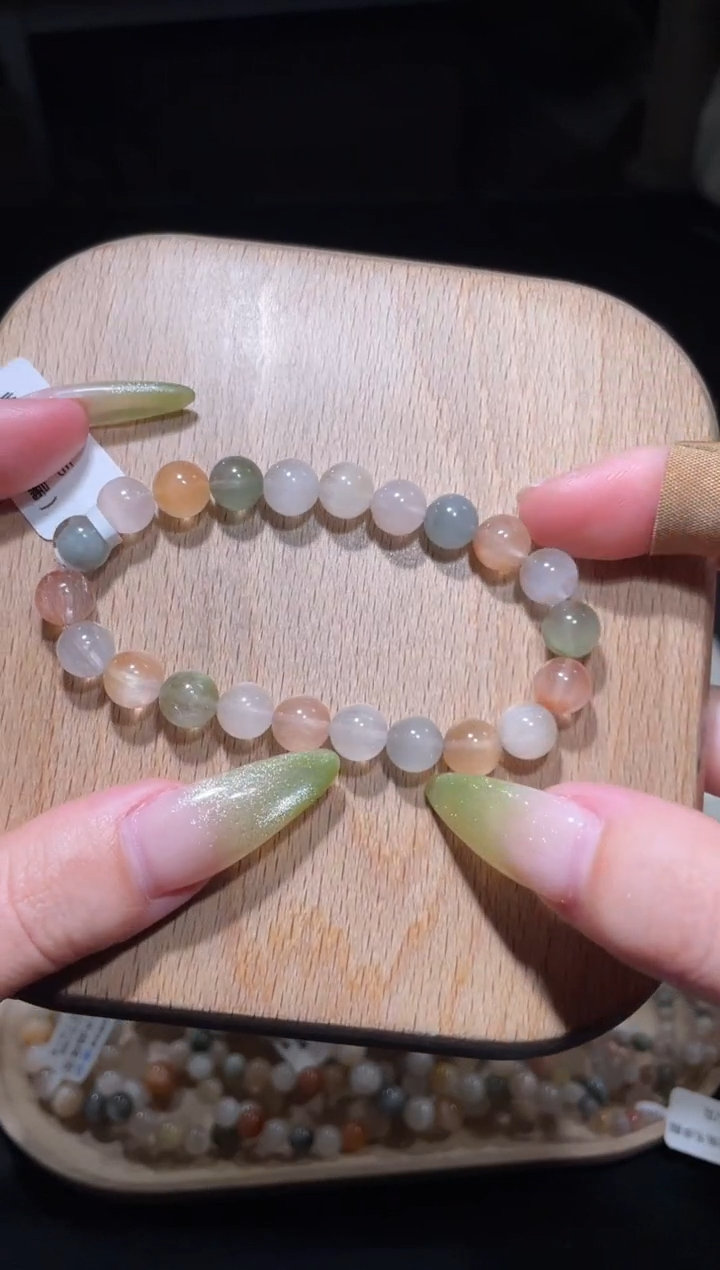 【闪购商品】水晶手链未镶嵌176号多样性发货一F 8+