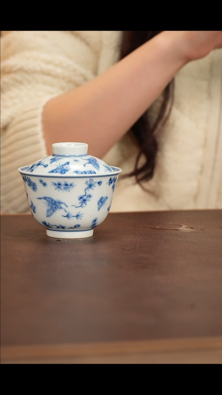 【闪购商品】博瑞堂青花百蝶盖碗