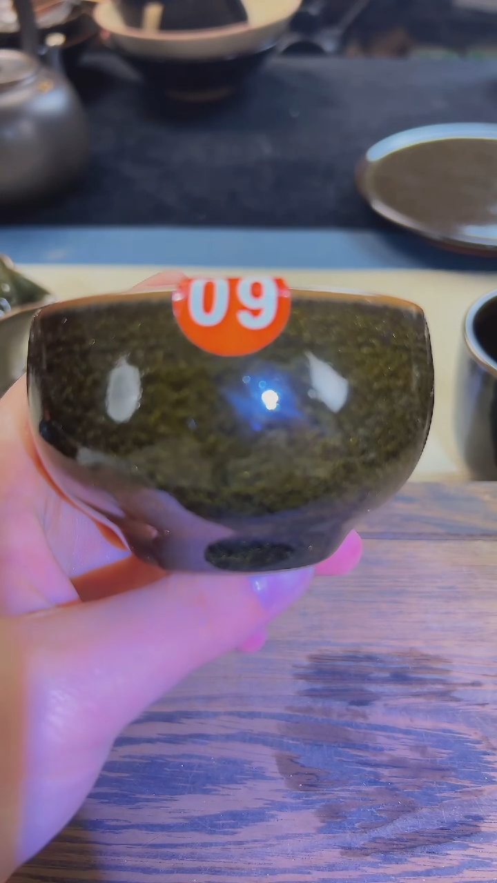 乌金黑色的禅定杯
