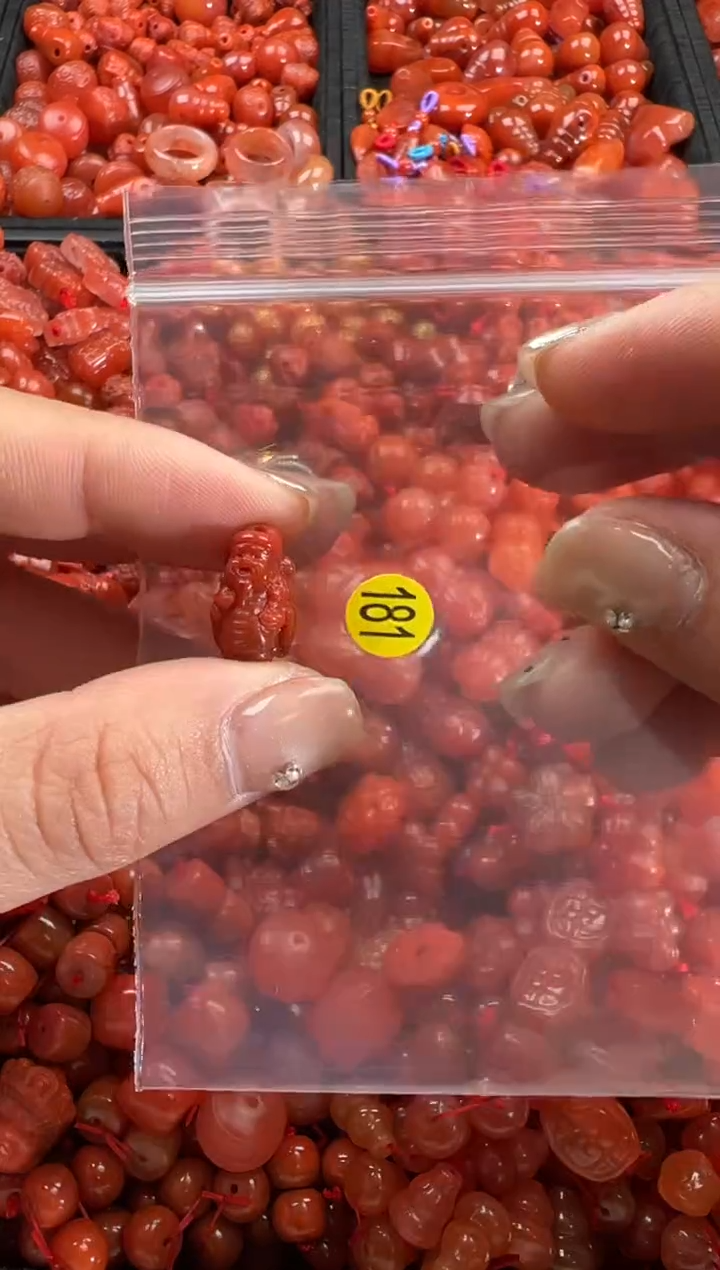 【闪购商品】南红玛瑙颈饰未镶嵌1