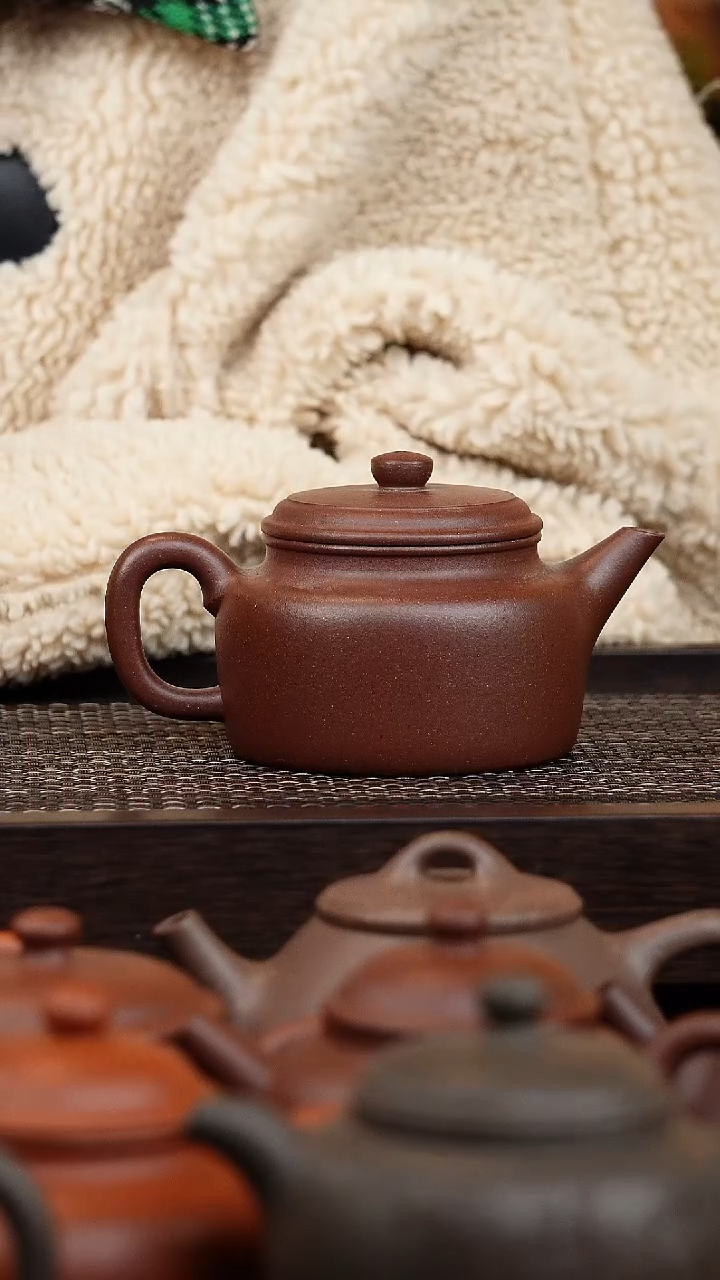 【闪购商品】紫砂茶壶德中 250cc 平台底曹清 