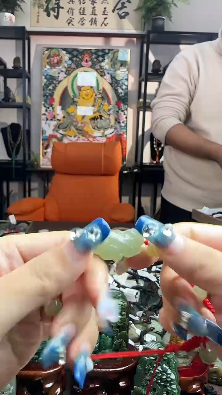 颈饰未镶嵌和田玉貔貅手链多样性发其一