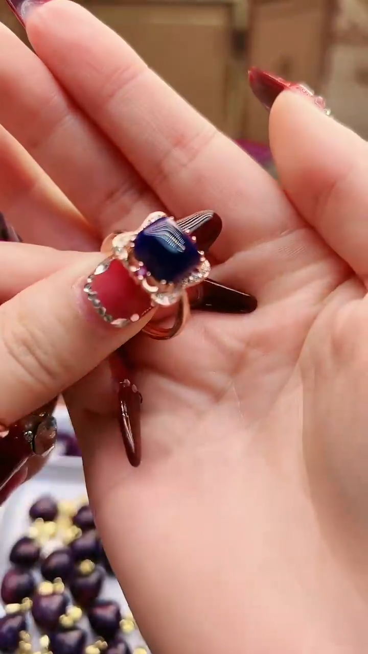 【闪购商品】苏纪石（舒俱来）戒指未镶嵌方形蓝舒开口戒指