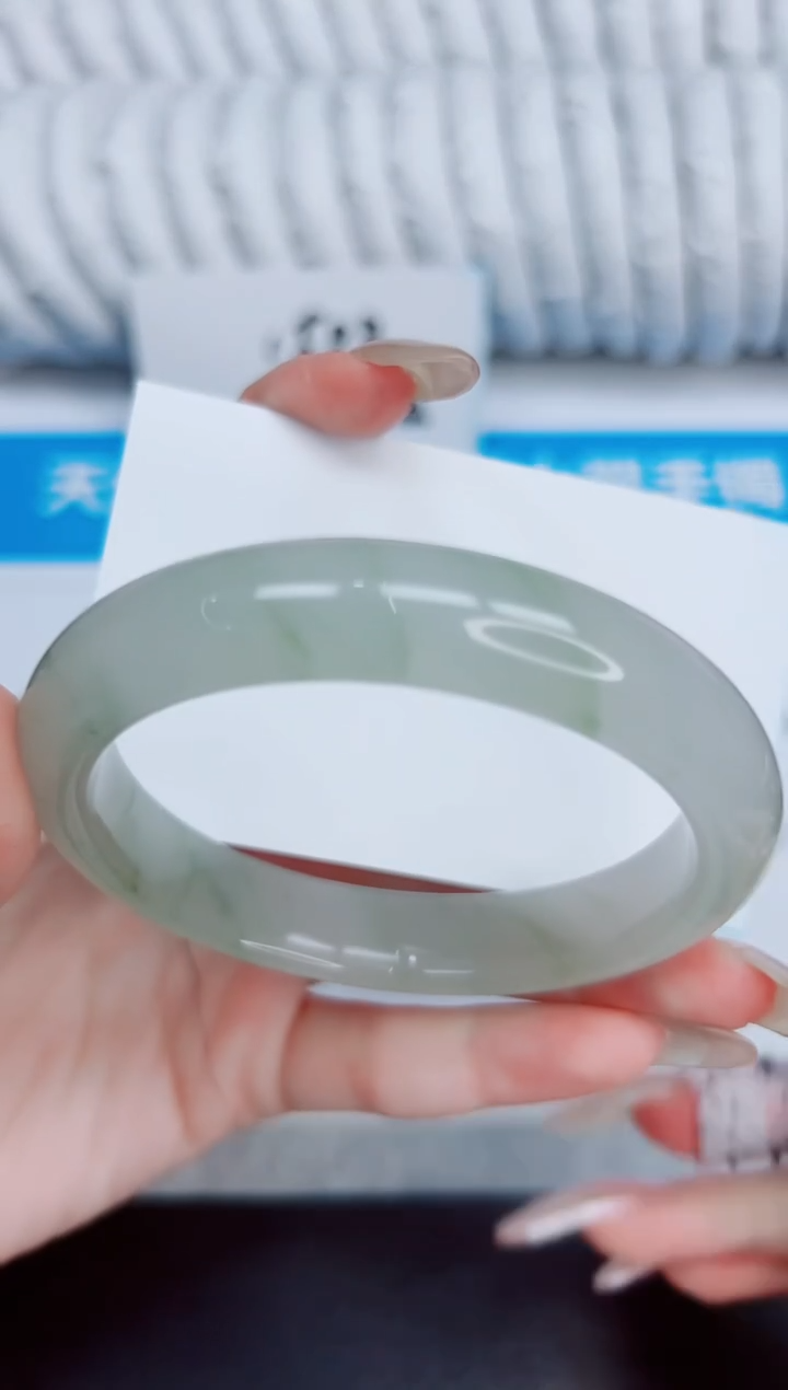 未镶嵌手镯石英质玉26/60