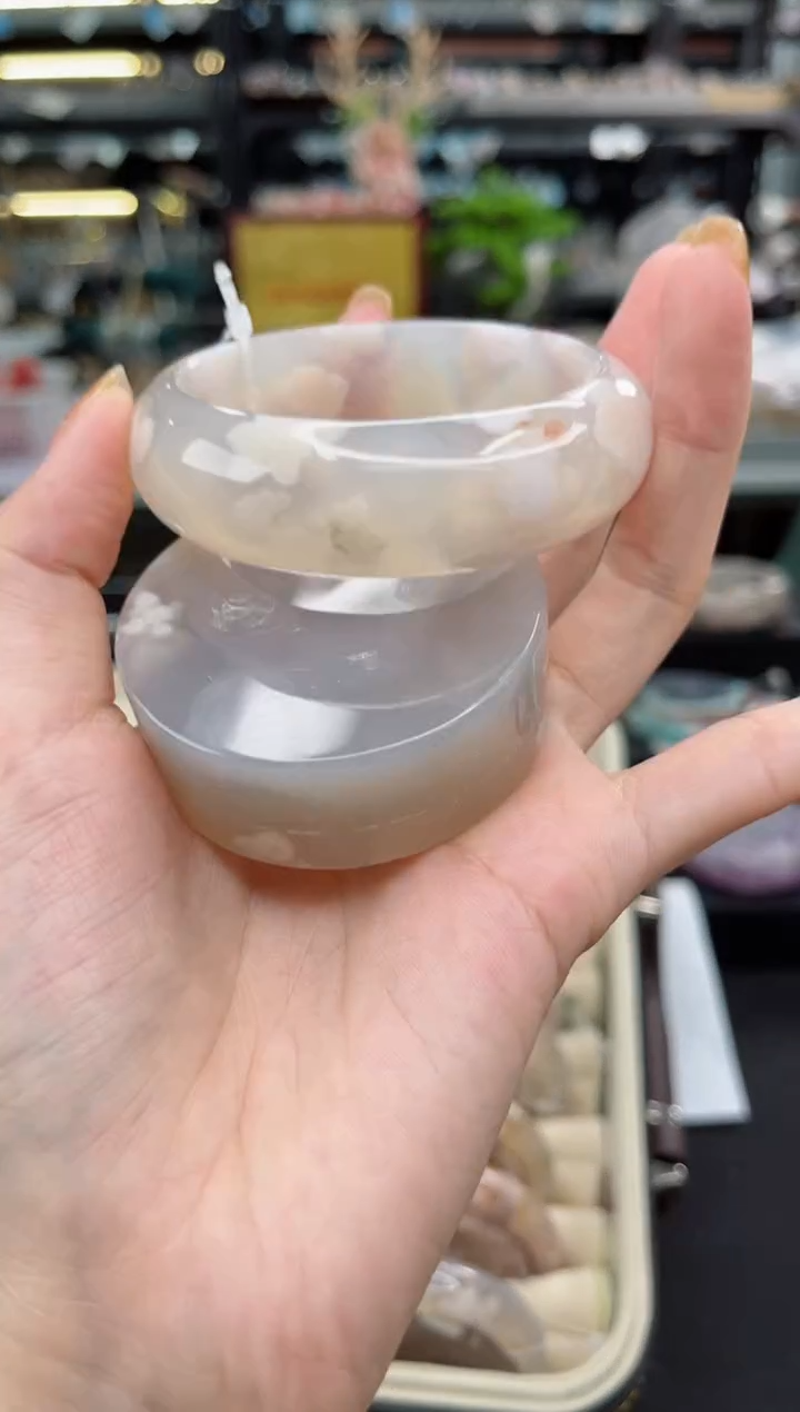 【闪购商品】石英质玉手镯未镶嵌56圈口（赠品镯心）3680848