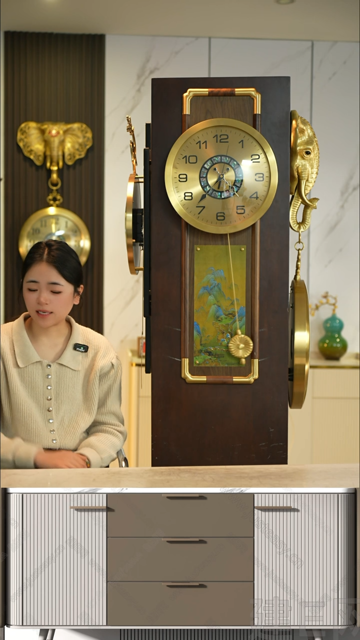 【闪购商品】有机玻璃黄铜挂钟