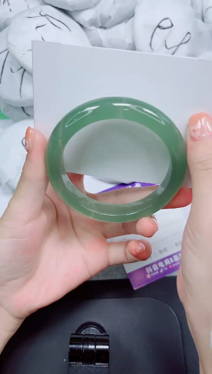 石英质玉手镯未镶嵌24-58