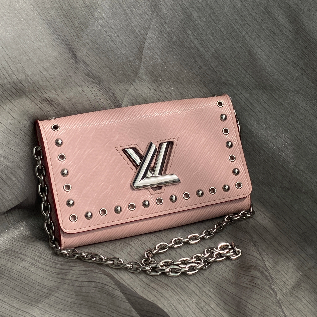 95新 LouisVuitton/路易威登 lv twist粉色水波纹/98新/优选