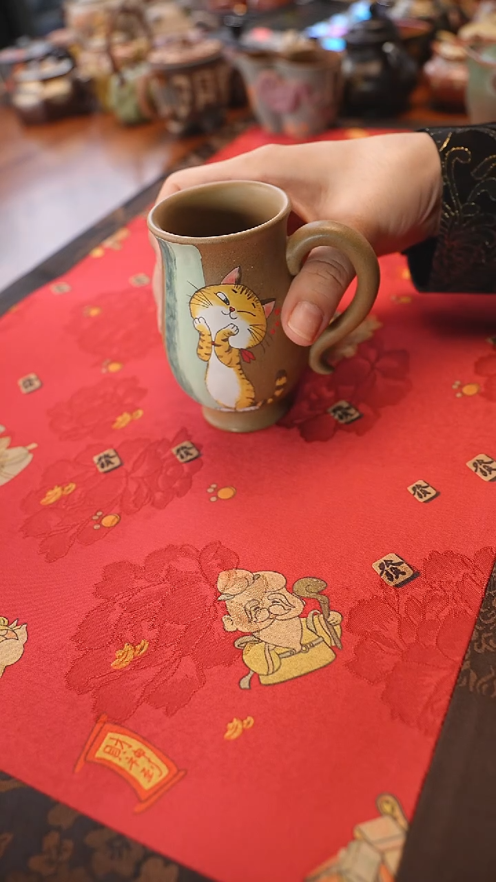 茶壶紫砂把手杯 老虎