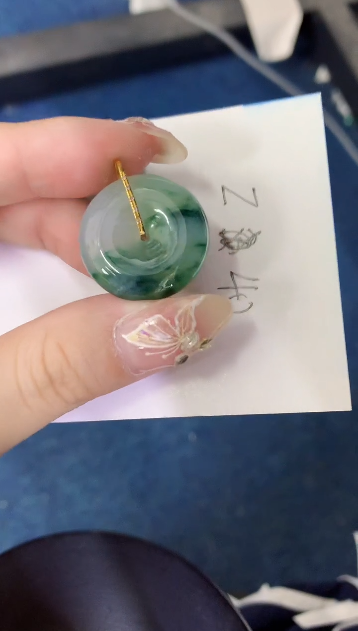 【闪购商品】翡翠颈饰18K金镶嵌00000000000