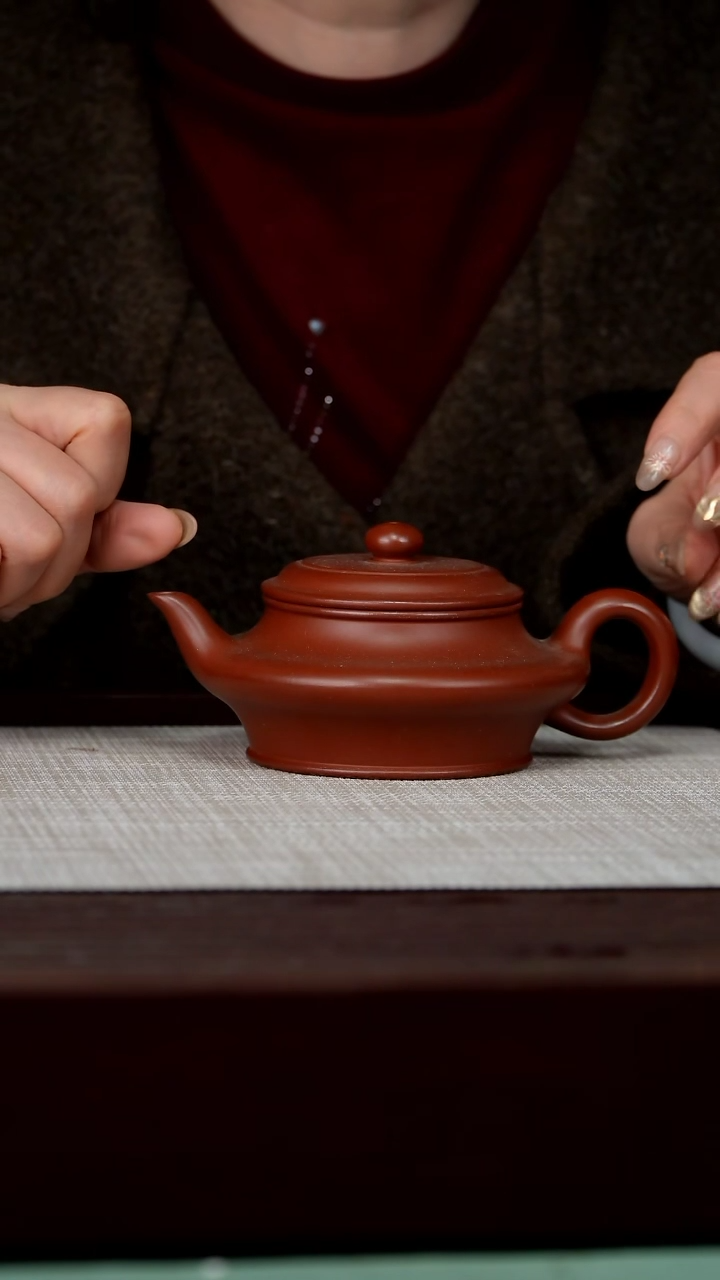 【闪购商品】中国宜兴原矿紫砂壶180C