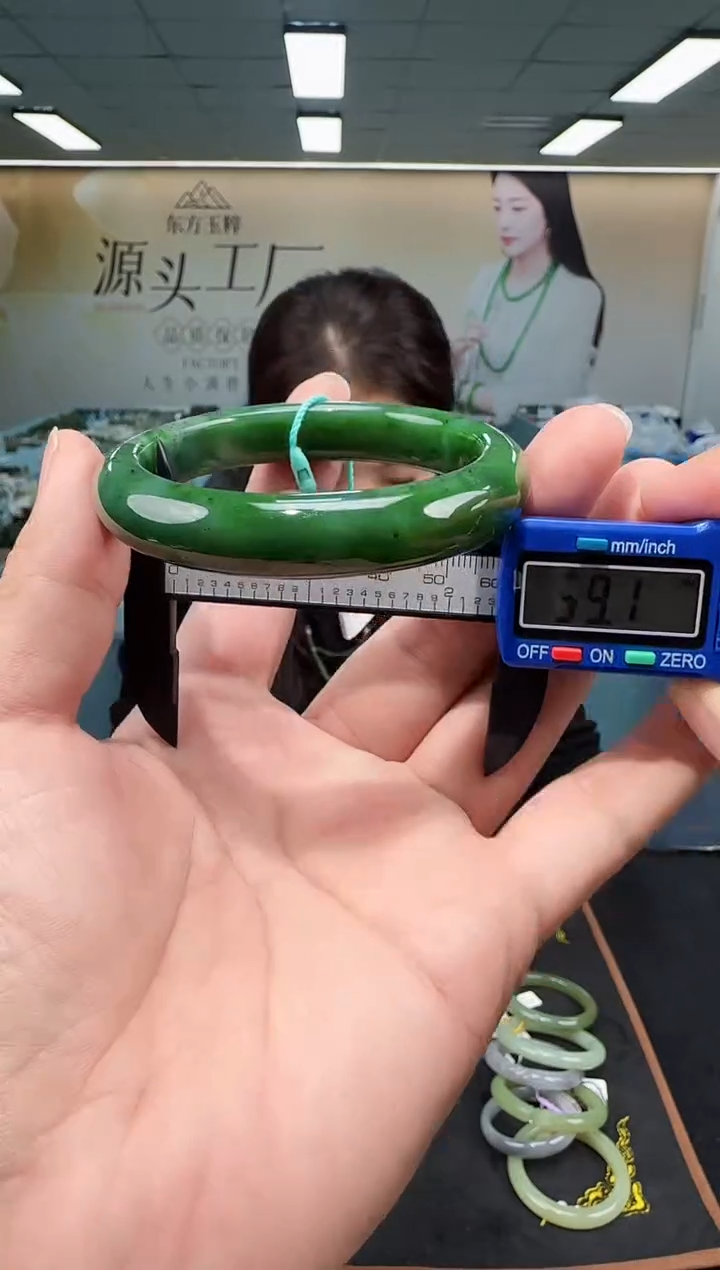 未镶嵌手镯和田玉多样性发货 拍一发一