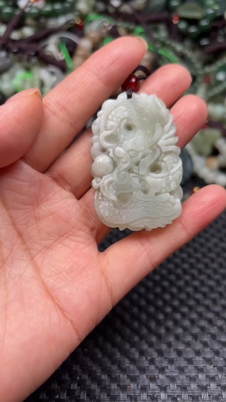 【闪购商品】和田玉颈饰未镶嵌1