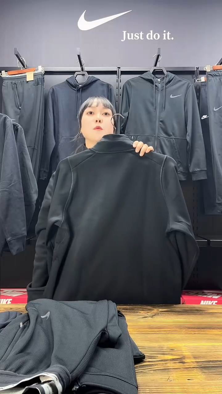 5941外套立领M码110斤-130斤不退换 