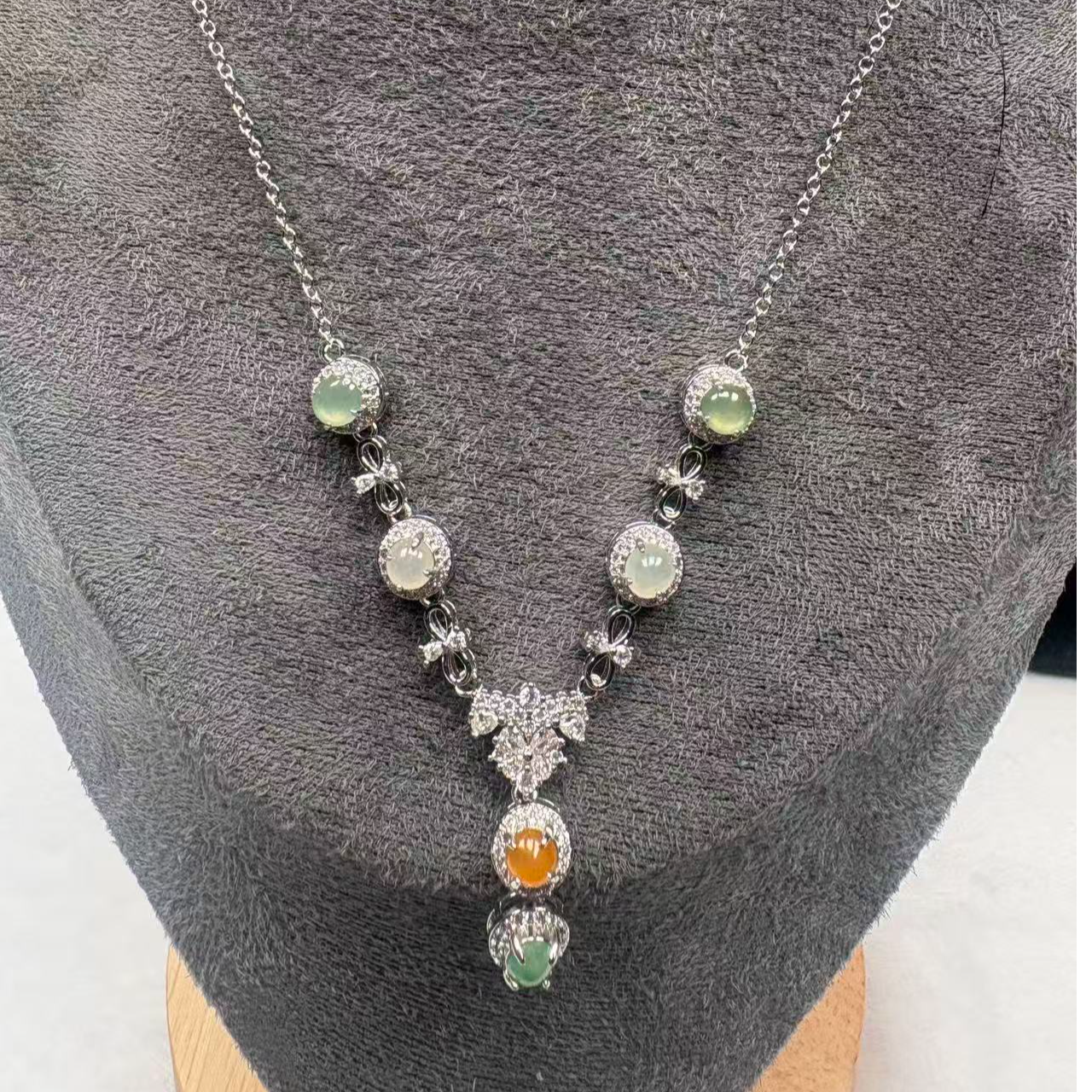 天然A货翡翠项链