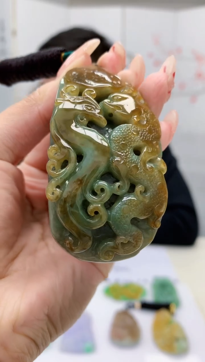 【闪购商品】定制翡翠未镶嵌5152MM-毛货挂件106