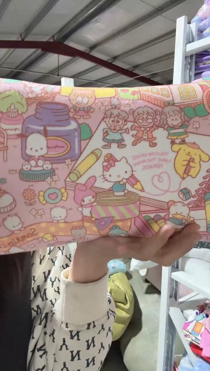 微瑕     骨头枕 