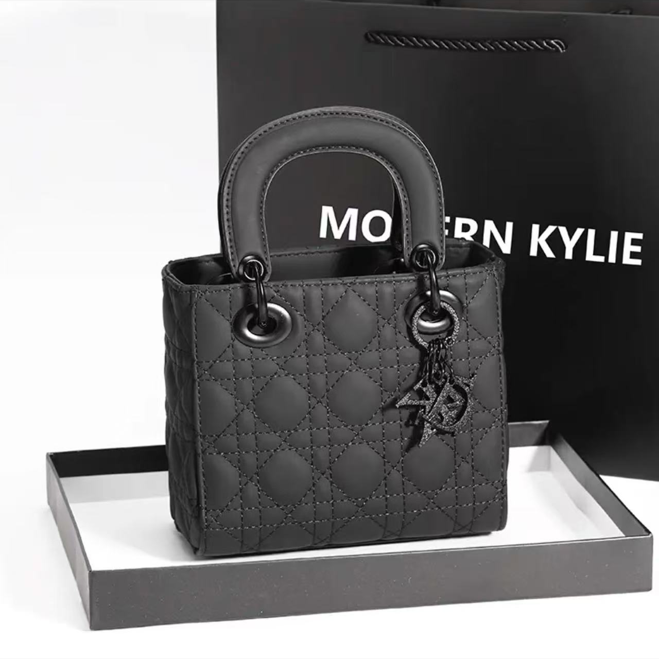 MODERN KYLIE 时尚女士黑色潮流手提斜挎包A623