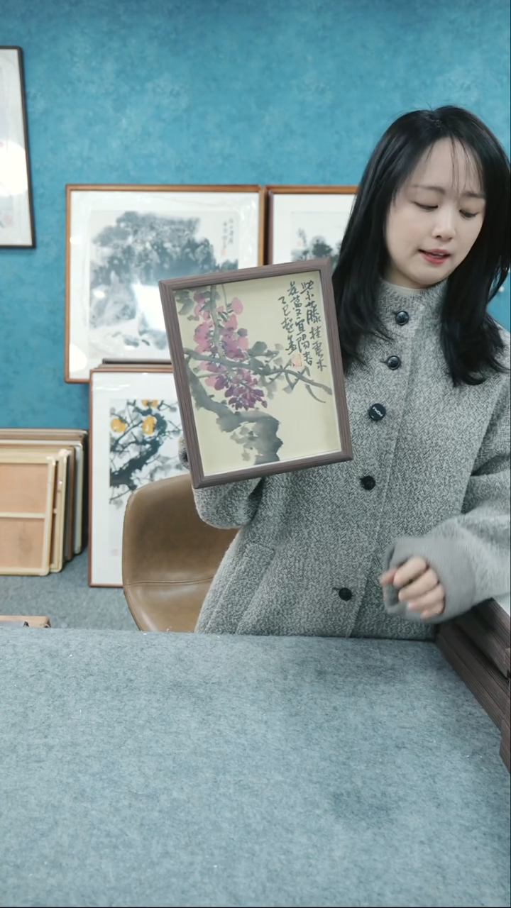 【闪购商品】国画10寸本土老师木质摆台