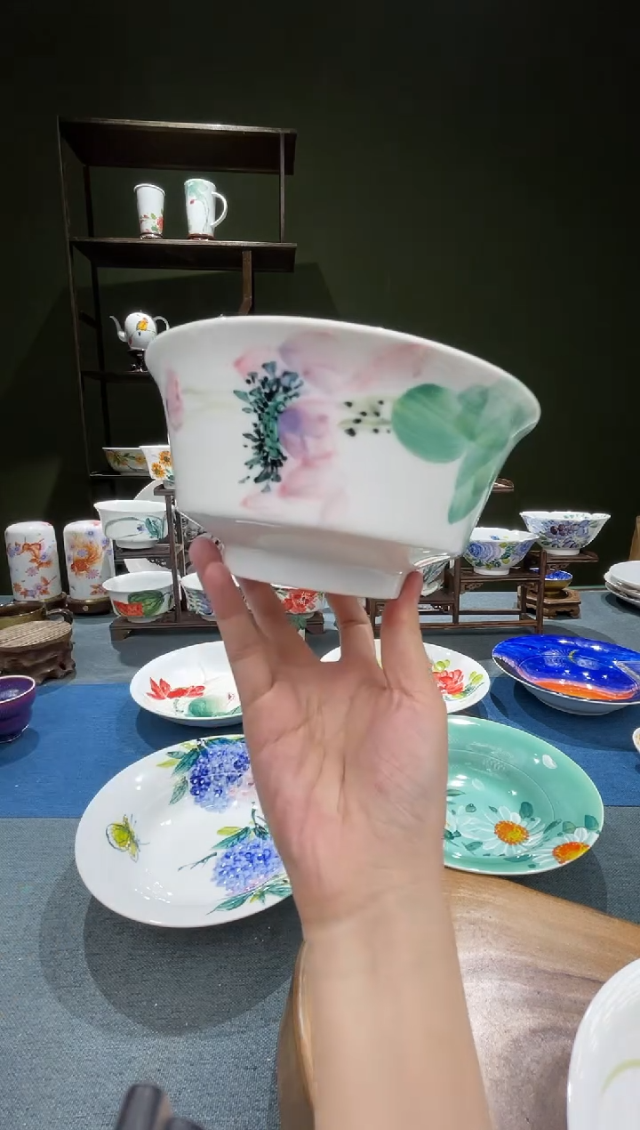 碗景德镇高温釉下彩6.5英寸金钟碗粉荷