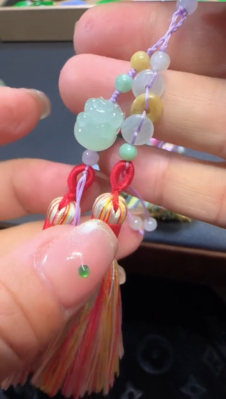 【闪购商品】翡翠挂件未镶嵌猪