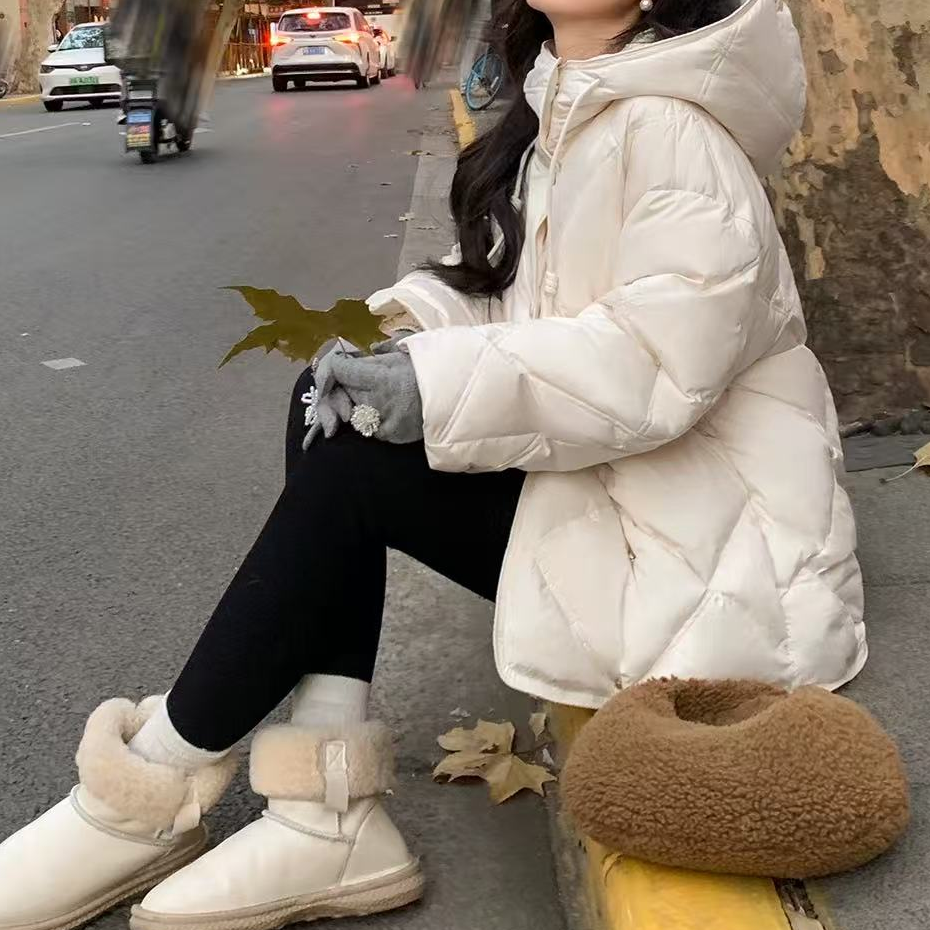 欧货收腰显瘦白鸭绒高端大气外套