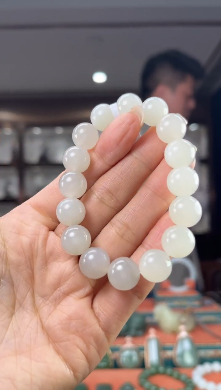 颈饰未镶嵌和田玉佩佩12mm左右