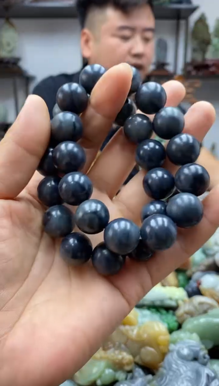 手串未镶嵌和田玉16拍一发一，多样性发货
