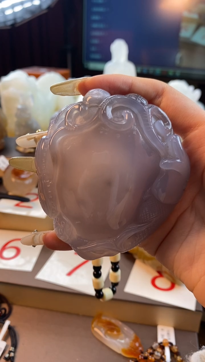 【闪购商品】玛瑙/玉髓手把件未镶嵌9307