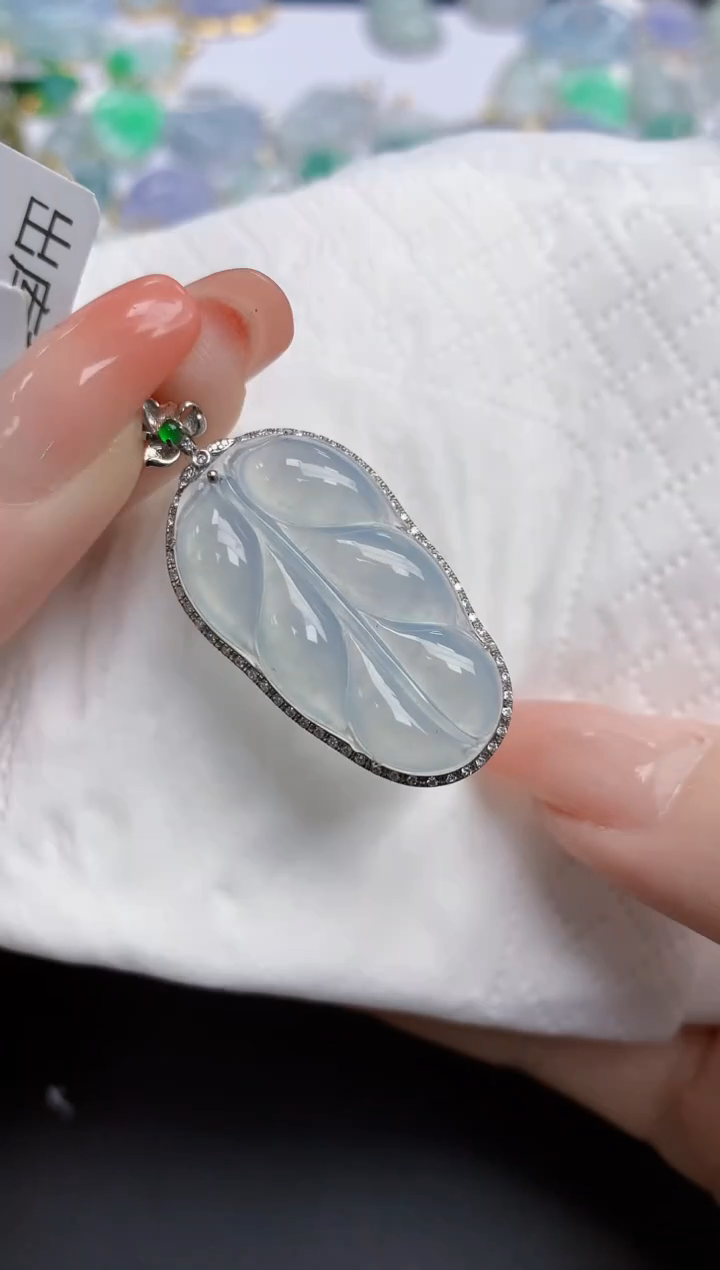 【闪购商品】翡翠颈饰18K金镶嵌天然缅甸翡翠A货