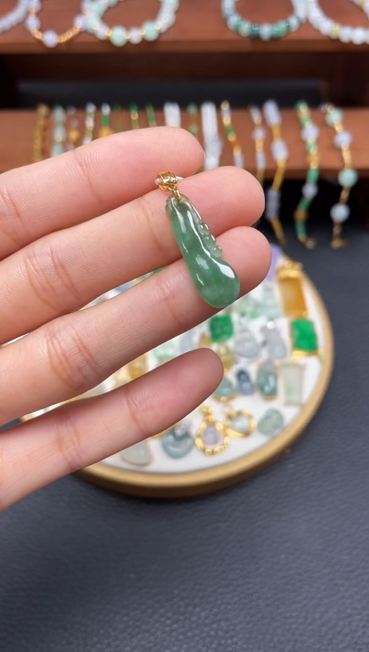 【闪购商品】翡翠吊坠(不含链)18K金镶嵌一个  JK432