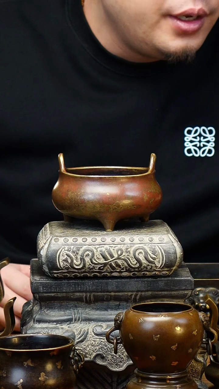 炉天下大红袍双龙款狮耳炉